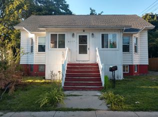 617 Chestnut St, Port Huron, MI 48060