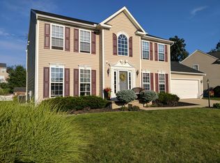 247 Misty Ln, Akron, OH 44321