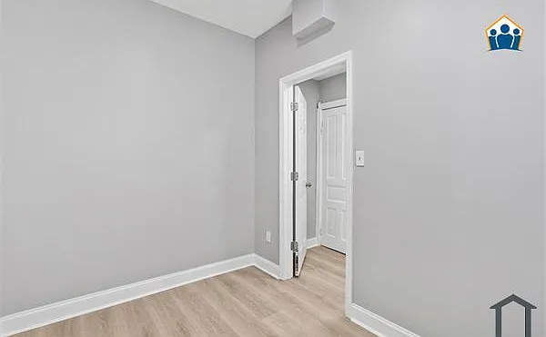 3231 N Hope St — Photo 5