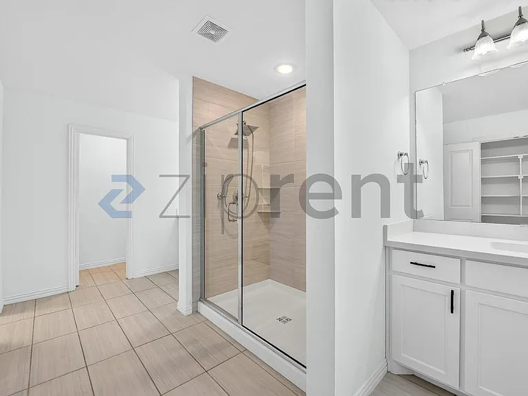 205 Somerset Dr — Photo 24