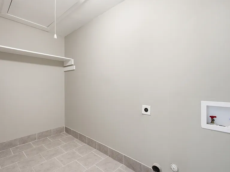 08-4301 Fredericks Ave_07232026