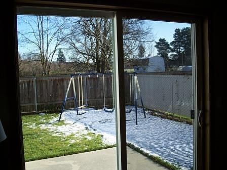 4th image of 3113 NE 118th Ave