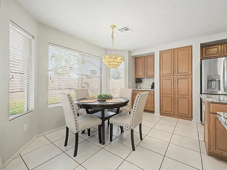 7464 W Potter Dr — Photo 7