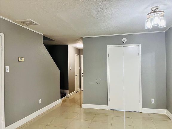 5th image of 8323 Wilcrest Dr APT 6006