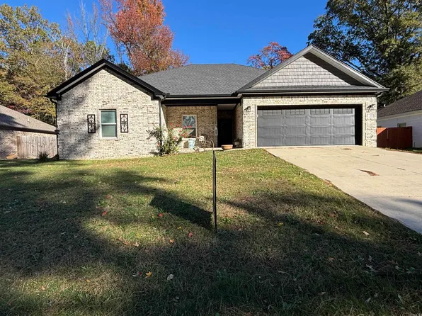 14 Raspberry Ln, Cabot, AR 72023