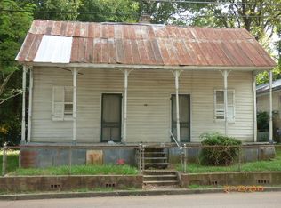 96 E Franklin St, Natchez, MS 39120