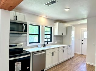 1113 Commerce Dr, Greenville, TX 75401