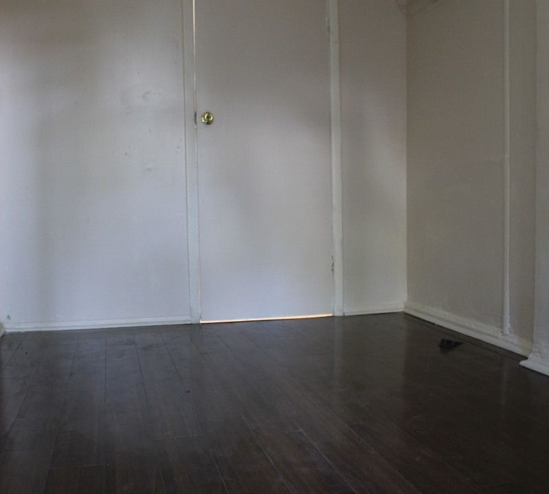 2nd image of 481 E 53rd St #1