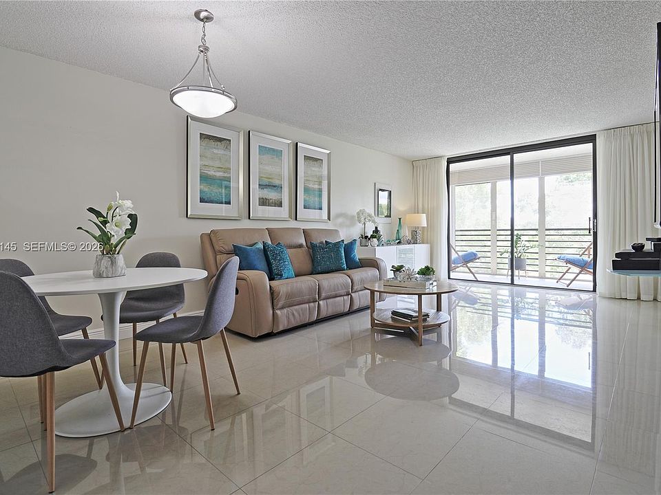1st image of 1100 Colony Point Cir APT 419