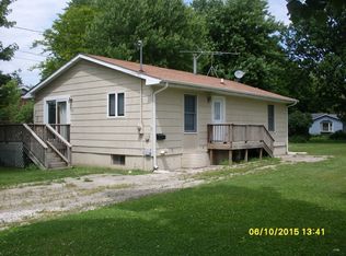 214 A St, Genoa, IL 60135