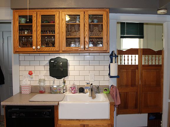 2nd image of 312 Leavens Ave
