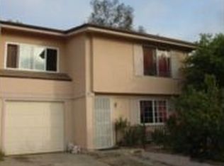 825 Raintree Pl, Vista, CA 92084