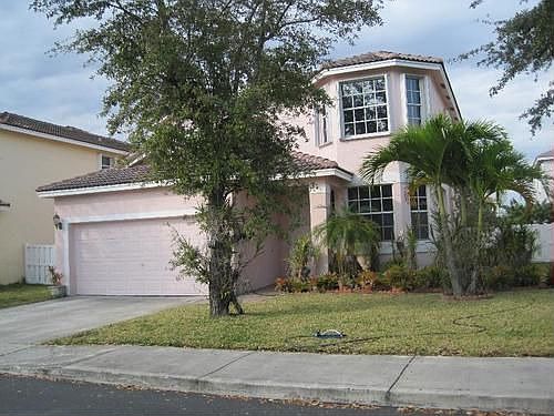 1st image of 16371 NW 19th St