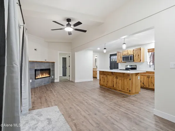 43143 Riverview Dr APT 8, Kingston, ID 83839
