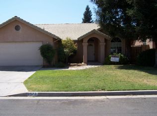 3573 N Saratoga Ave, Fresno, CA 93722
