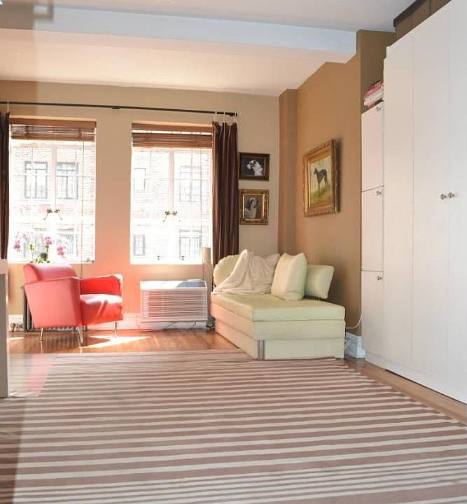 1st image of 25 Tudor City Pl APT 1421