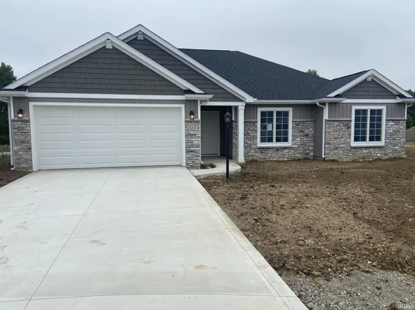 614 Freds Ct, Kendallville, IN 46755