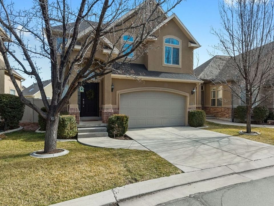 1st image of 920 E Montana Vista Ln