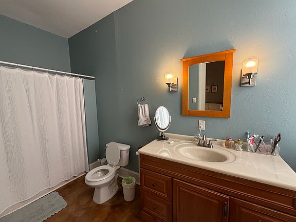 4th image of 4800 Camp St APT 202