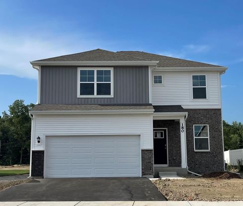 180 Aviana Ave, Hobart, IN 46342