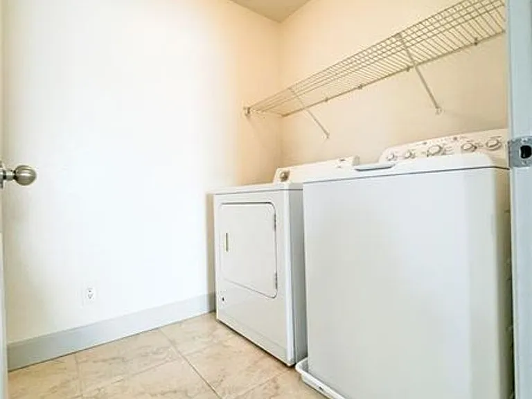 6596 Polonius Ct — Photo 27