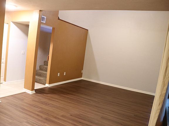 great room - around 400 sf