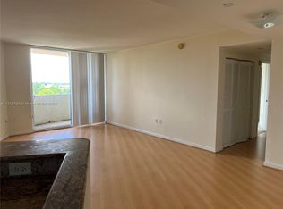 19501 W Country Club Dr APT 611, Aventura, FL 33180