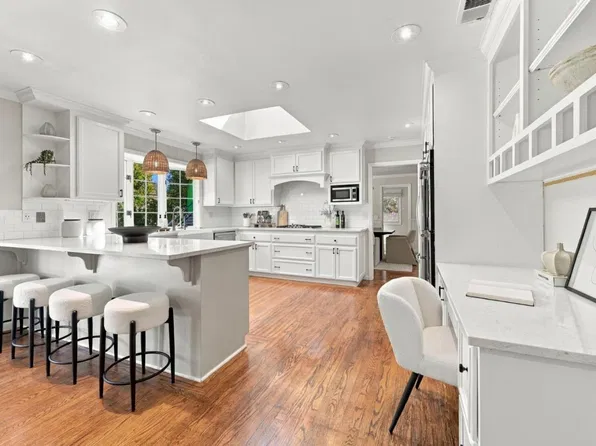 600 Wallea Dr, Menlo Park, CA 94025