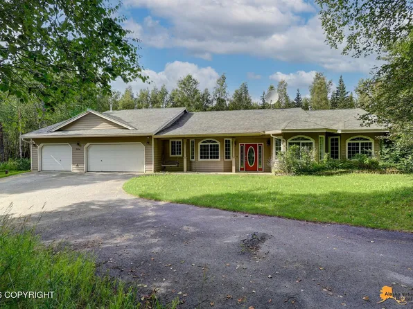 2004 N Saddle Horse Dr, Wasilla, AK 99654