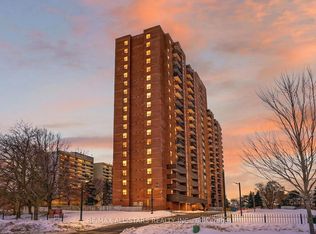 90 Ling Rd #501, Toronto, ON M1E 4Y3