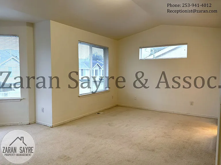2752 Comet St — Photo 23