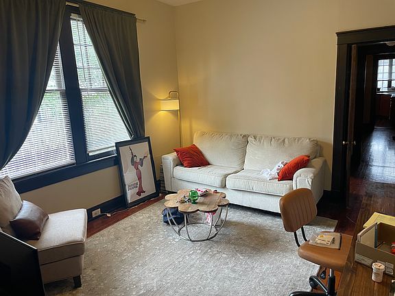 3rd image of 5417 Freret St #B