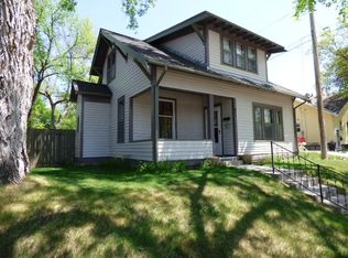811 6th Ave N, Lewistown, MT 59457