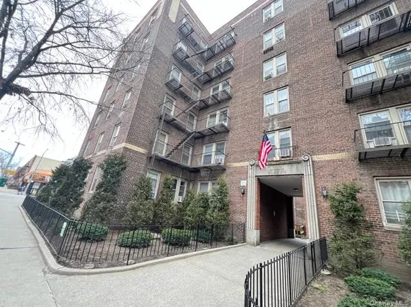 48-25 43rd Street #3F, Woodside, NY 11377