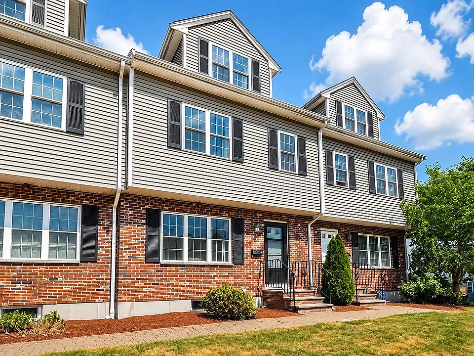 39 Curve St
