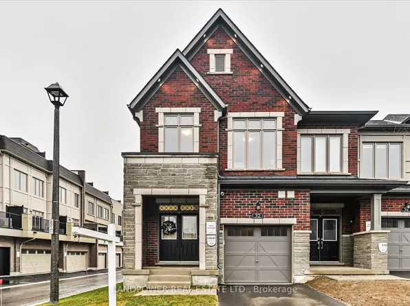 32 Harvey Bunker Cres, Markham, ON L6C 3K3