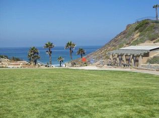 610 Glencrest Pl, Solana Beach, CA 92075