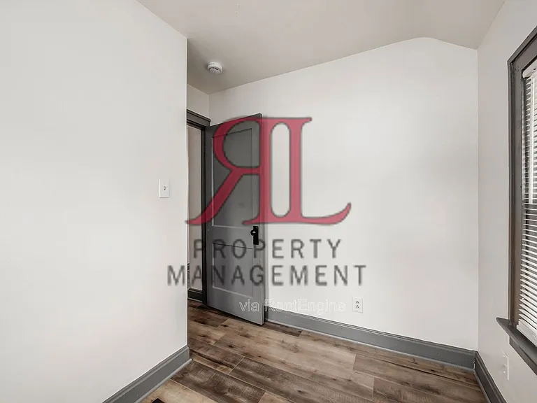 439 Eldridge Ave #439 — Photo 15