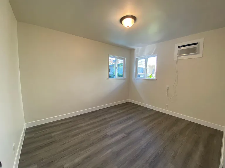 Back bedroom