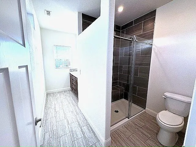 3 bed, 2.0 bath, 1500 sqft, $1,820 — Photo 3