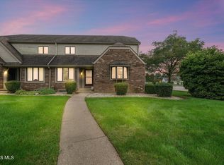 1315 Applegate St #20, Waterville, OH 43566