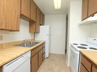 5322 Repecho Dr APT W208, San Diego, CA 92124