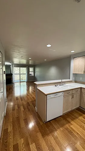 15805 Waynita Way NE #D-207 Photo 1