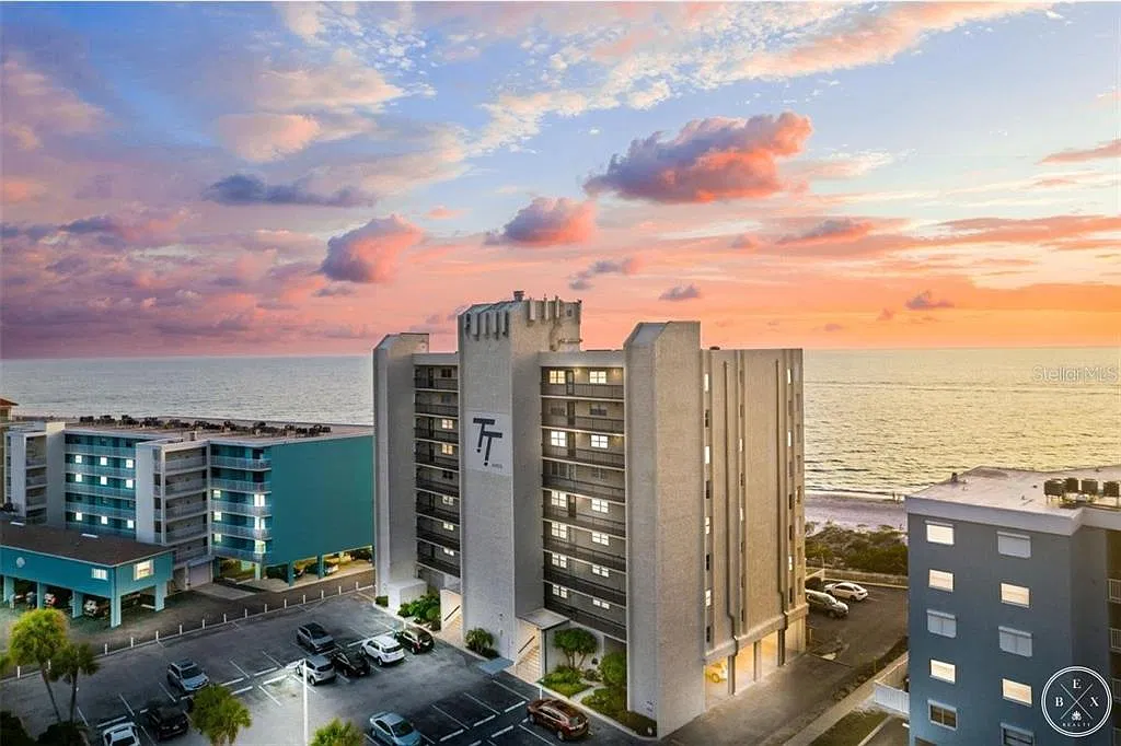 1 bed, 1.0 bath, 715 sqft, $5,000 — Photo 1