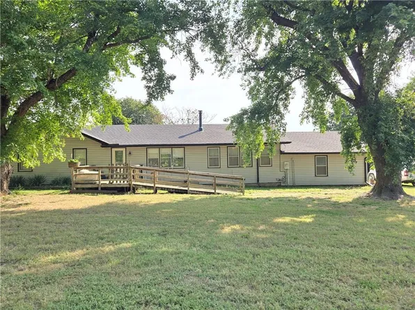 2810 County Road 4350, Coffeyville, KS 67337