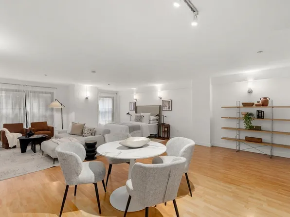 42 Chauncy St APT 4C, Boston, MA 02111