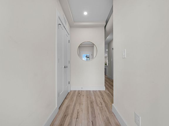 2nd image of 1800 Canal Dr #110