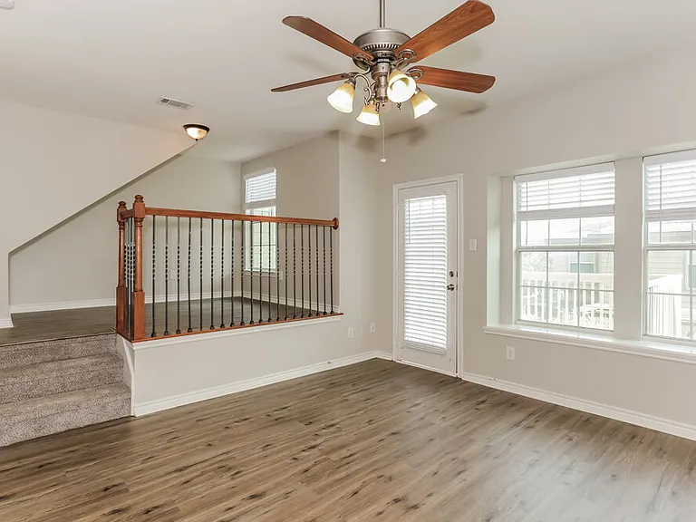 12634 Bay Ave — Photo 11