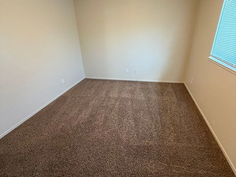 3352-3358 San Mateo Ct — Photo 9