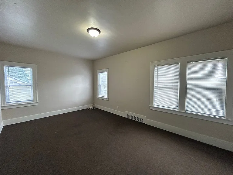 1106 N Michigan St — Photo 6